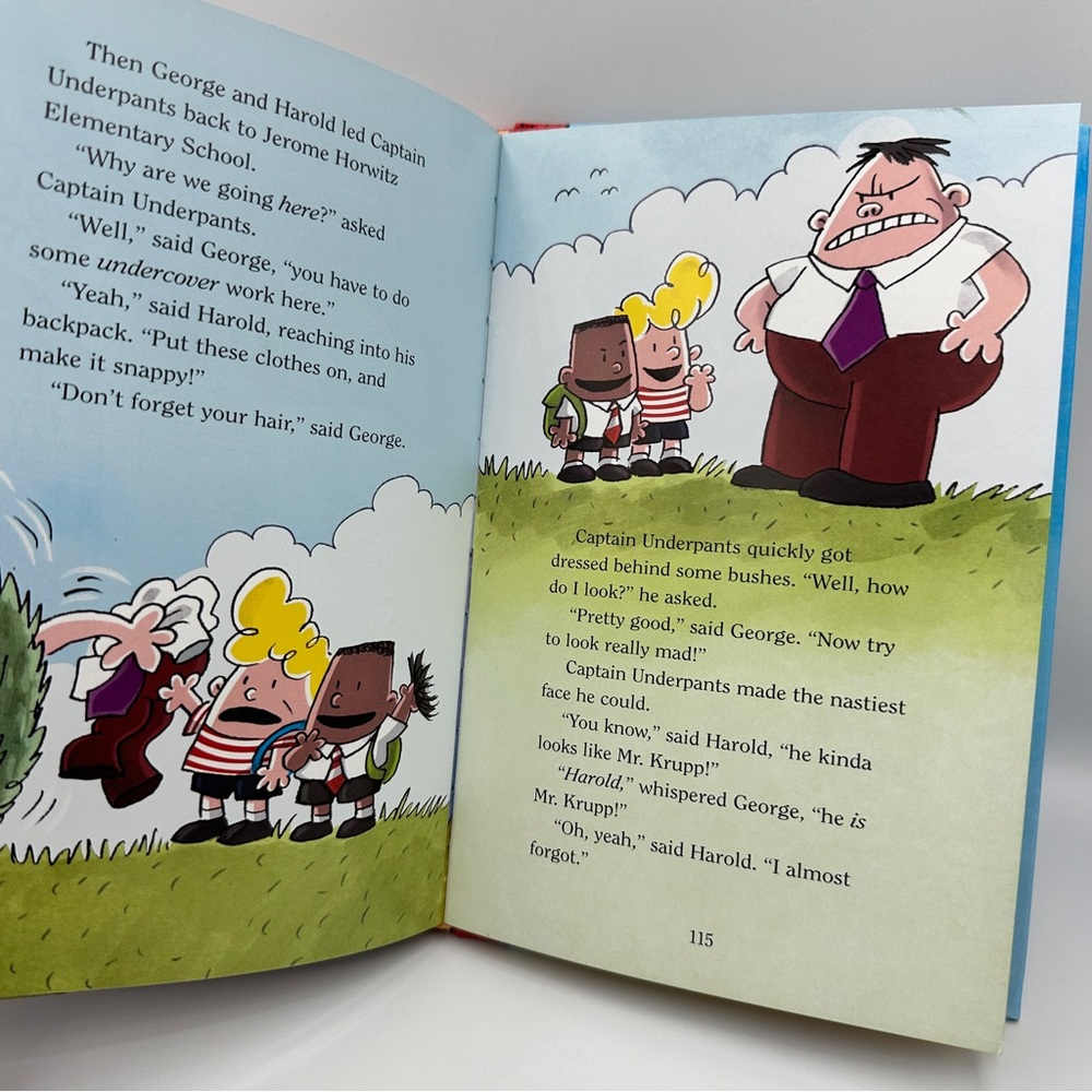 Book: Hardcover 1997 The Adventures of Captain Underpants - Scholastic - Picture 3 of 9